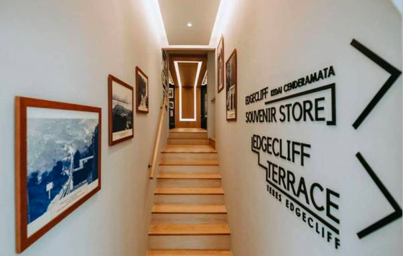 Hiasan dalaman yang sangat selesa untuk pengunjung di Penang Hill Gallery@Edgecliff.