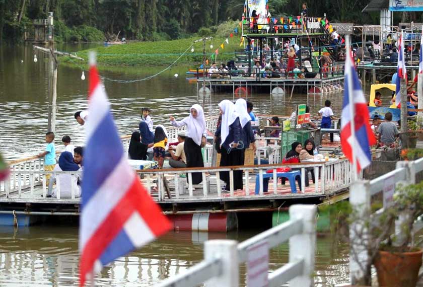 Banyak budaya dan cara hidup di selatan Thailand mirip penduduk di Malaysia, khususnya di Kelantan. - Gambar Astro AWANI