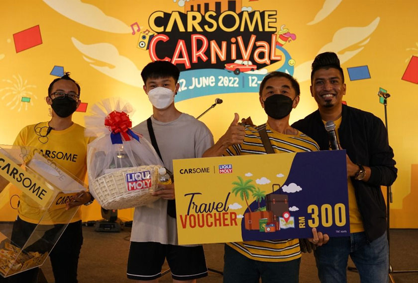 Antara pemenang bertuah yang memenangi hadiah menarik menerusi cabutan bertuah yang dilaksanakan.  