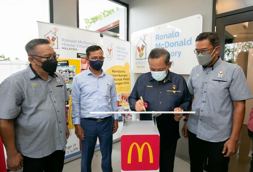 Turut hadir merasmikan majlis, Menteri Besar Negeri Sembilan, Datuk Seri Aminuddin Harun.