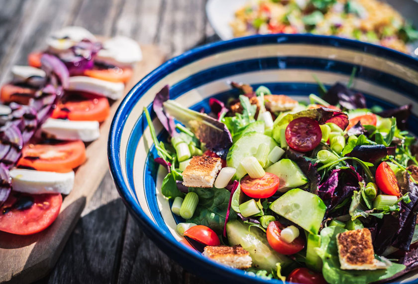 Those who participated in an experimental seven-week healthy cooking program felt the benefits for six months.