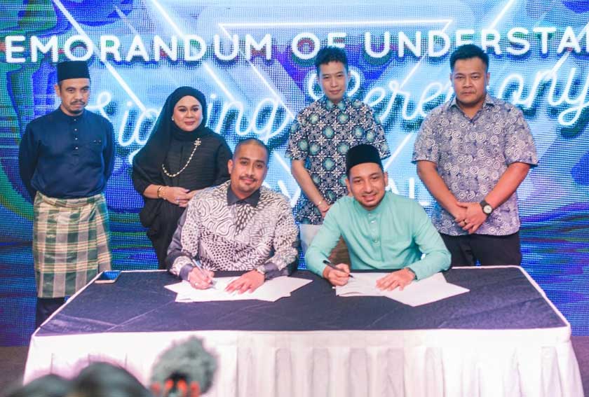 Kerjasama ini turut menyasarkan untuk menembusi pasaran luar negara dan merancang untuk memulakan operasi K-Town di Jakarta serta Sumatera, Indonesia pada tahun hadapan.