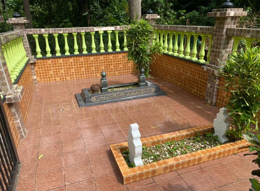 Makam Mat Kilau bersebelahan bondanya, Teh Mahda menyimpan pelbagai sejarah ketika era penjajahan British. Gambar: Astro AWANI