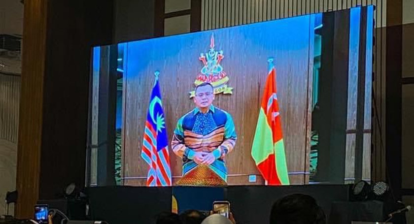 Menteri Besar Selangor, Datuk Seri Amirudin Shari ketika mengisytiharkan Nasi Ambeng sebagai Makanan Warisan Selangor secara maya di Sepang - Foto/AstroAWANI/HafiziRosli