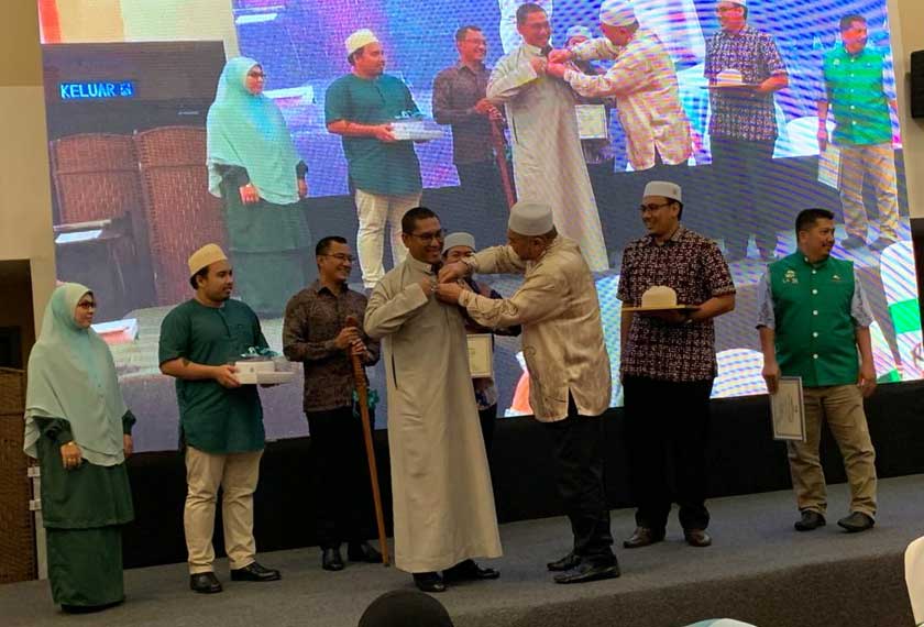 hadir pada Majlis Makan Malam dan Dana Pilihan Raya PRU15 Pas Negeri Perak di Ipoh malam tadi. - Foto Astro AWANI