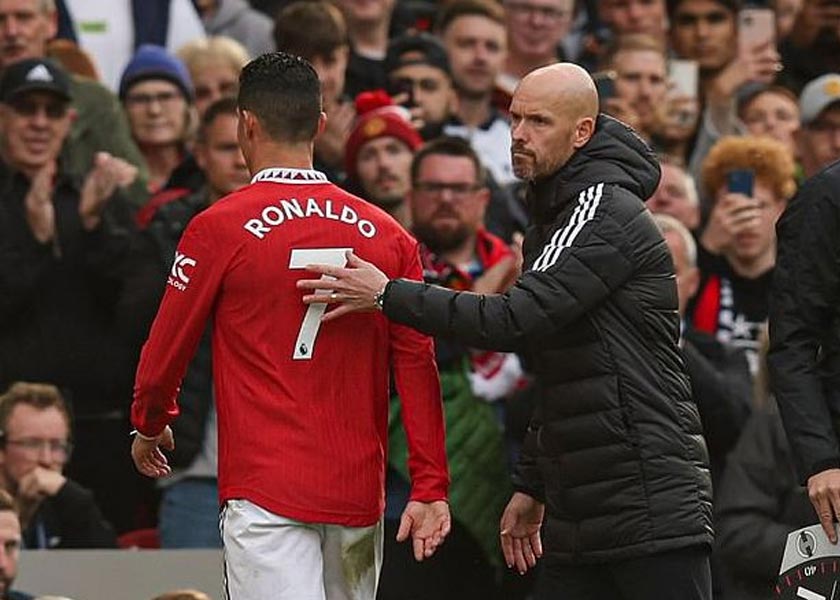 Hanya tiga hari sebelum pertemuan dengan Spurs itu, Ronaldo turut mengundang kontroversi apabila dia digantikan Marcus Rashford ketika menentang Newcastle. - Stadium Astro 