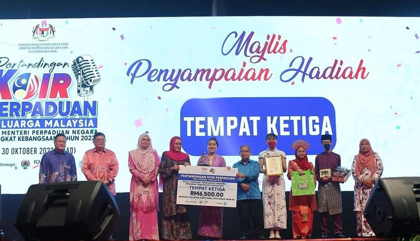 Tempat ketiga: M.I.A Ensemble, WP. Kuala Lumpur. - Foto KPN
