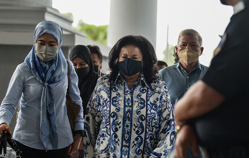 Rosmah hadir di Kompleks Mahkamah Kuala Lumpur hari ini, bagi mengikuti sambungan perbicaraan berhubung kes 1MDB yang dihadapi Najib. --fotoBERNAMA