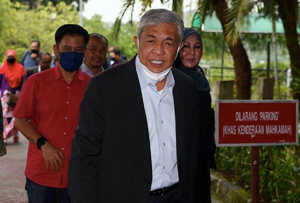 Rasuah VLN: Ahmad Zahid bebas atau bela diri diketahui 23 Sept | Awani