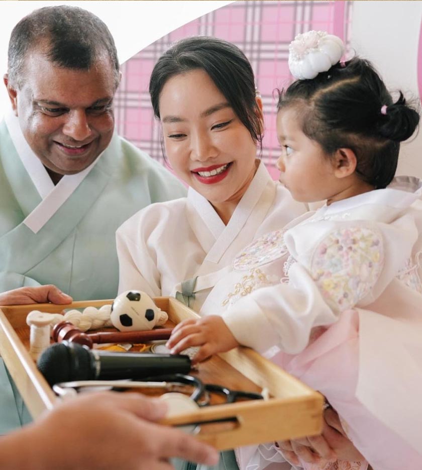 Instagram Tony Fernandes