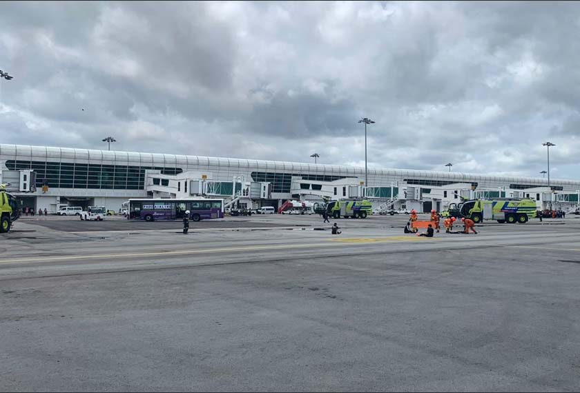 Kecekapan dalam menyelamatkan mangsa turut diadakan dalam siri latihan kali ini. - Foto Astro AWANI