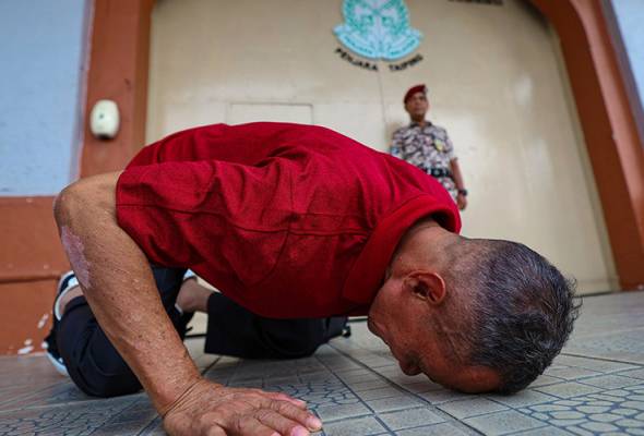 Pak Jamil, the longest serving life prisoner who received a royal pardon | Awani International