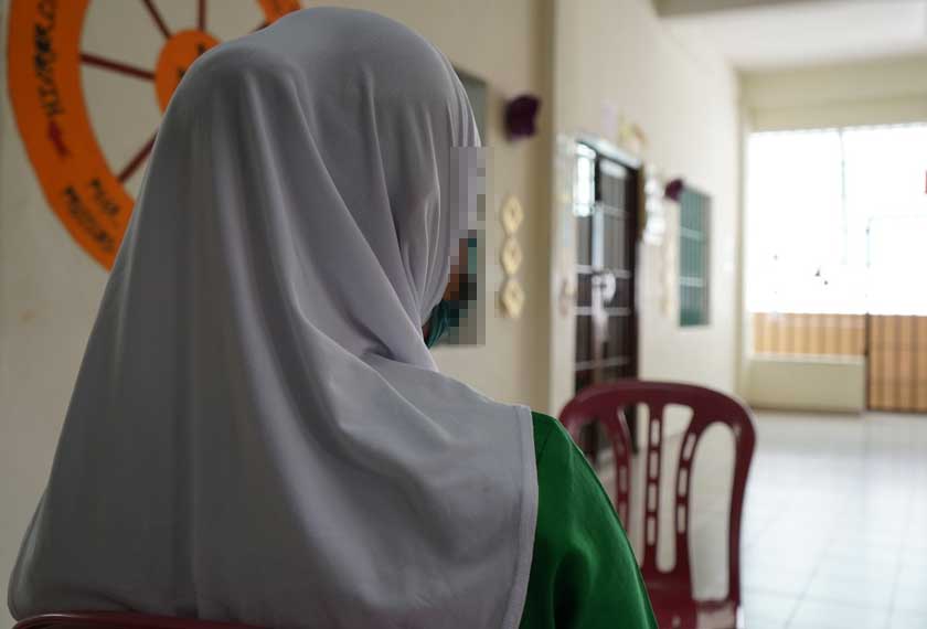 Hafidah (bukan nama sebenar) tidak mampu menahan sebak apabila teringatkan juadah ibu di pagi raya.