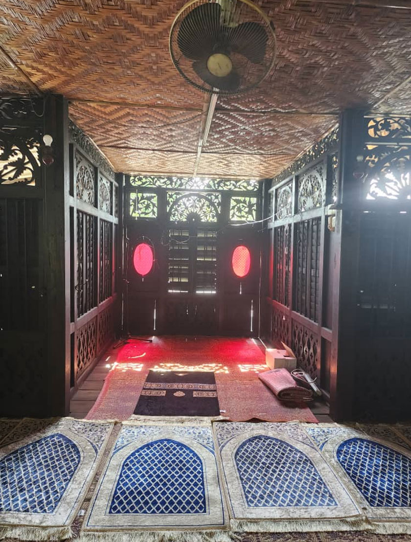 Surau Haji Mahmud Taib dibina pada tahun 1910
