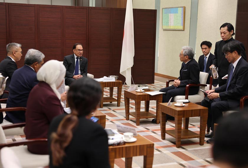 Antara ahli perniagaan Jepun yang terlibat dalam sesi bersemuka selama hampir dua jam tersebut ialah Rohm Wako, NEC dan Mitsui & Co. - Foto PMO