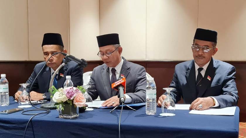 Rundingan untuk perdamaian dan keamanan di selatan antara kerajaan Thailand dan BRN di mana Malaysia menjadi perantara berlangsung beberapa siri dan dilihat makin bergerak positif dengan lawatan Datuk Seri Anwar Ibrahim ke Bangkok pada Khamis. - Gambar BERNAMA