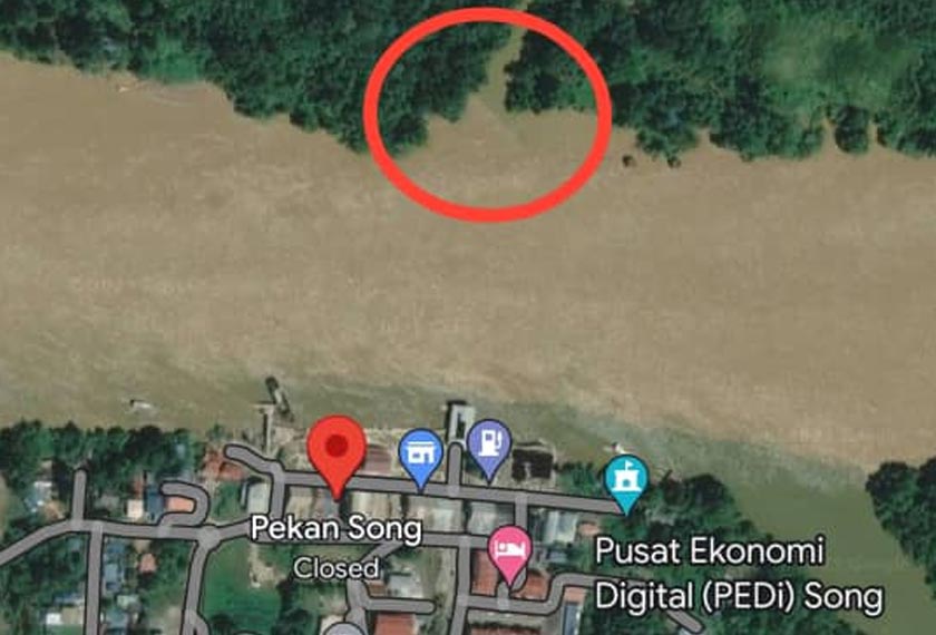 Kawasan di muara Sungai Song di mana perahu dinaiki mangsa karam. - Foto JBPM Sarawak