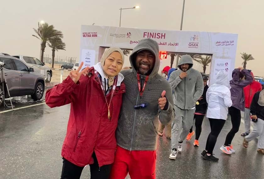 Pelari Piung Runners, Mohammad Hisham Kamaruddin bersama isteri, Noraini Aliash dari pasukan Turtle Legs