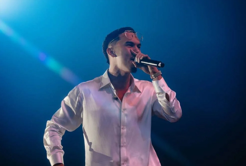 Kemunculan MK K-Clique mendapat sorakan ramai. - Foto Sinar Harian