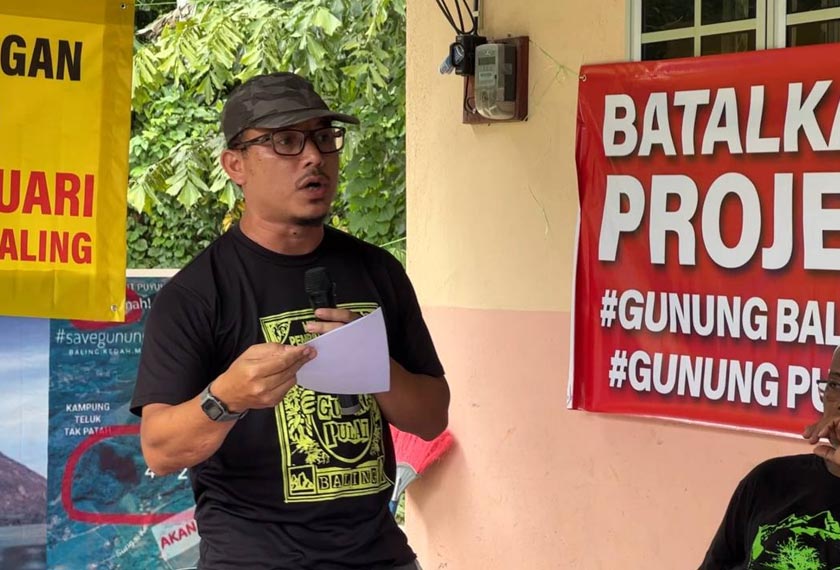 Mohd Sobri berkata, jarak tapak cadangan kuari dari penempatan penduduk hanya sekitar 150 meter dari Gunung Pulai manakala 990 meter dari Gunung Baling.- Foto Astro AWANI