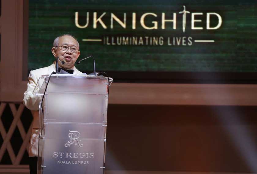 Anugerah The Earl diberikan berdasarkan kejayaan cemerlang seseorang berdasarkan sumbangan dalam bidang yang diceburinya.