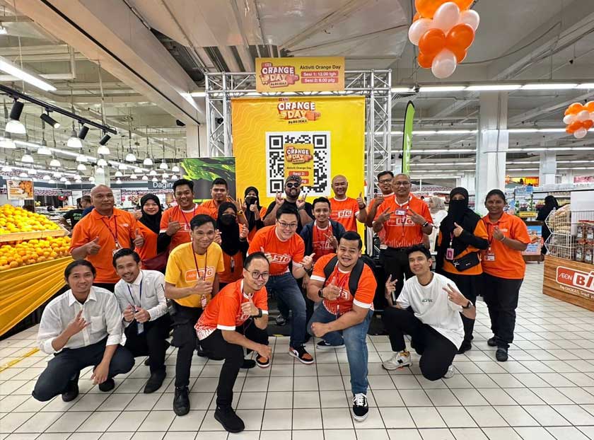 Untuk sesiapa yang berkunjung sempena AEON Big Orange Day ini, mereka berpeluang untuk main game yang interaktif serta berpeluang memenangi gift card sehingga RM100