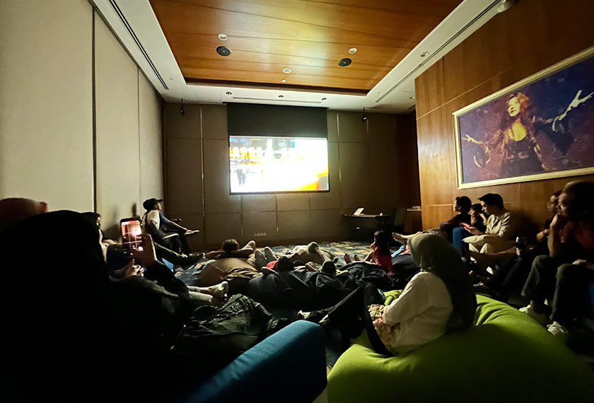 Seperti di Hard Rock Hotel Desaru, pihak pengurusan telah mengambil inisiatif untuk menghentikan penggunaan penyedut minuman serta pembekalan air minuman berbotol sejak tiga tahun lalu.