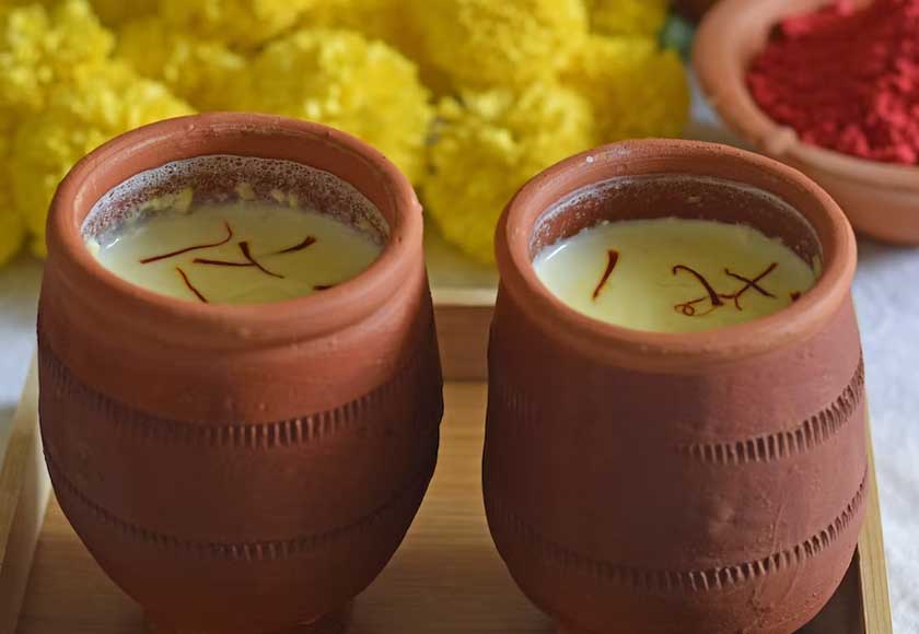 Drinking saffron milk is very beneficial for those people facing trouble in getting sleep. - Unsplash