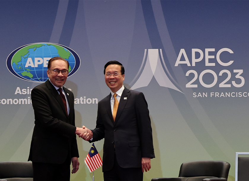 Anwar dan Van Thuong mengadakan pertemuan dua hala di luar acara Mesyuarat Pemimpin Ekonomi APEC ke-30 di San Francisco, 16 Nov 2023. -- fotoBERNAMA
