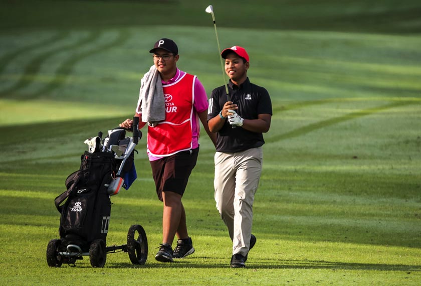 Pemain muda bertanding dan menjadi kedi sebagai sebahagian daripada program holistik perintis yang dianjurkan Toyota.