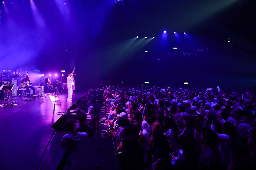 Konsert yang diadakan di Zepp Kuala Lumpur berlangsung selama hampir tiga jam dan dihadiri lebih kurang 2,000 penonton.