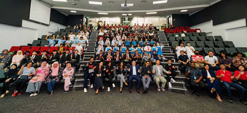 Para finalis dan semi-finalis Inter-School Competition Hari Perakaunan Antarabangsa Taylor’s 2023.