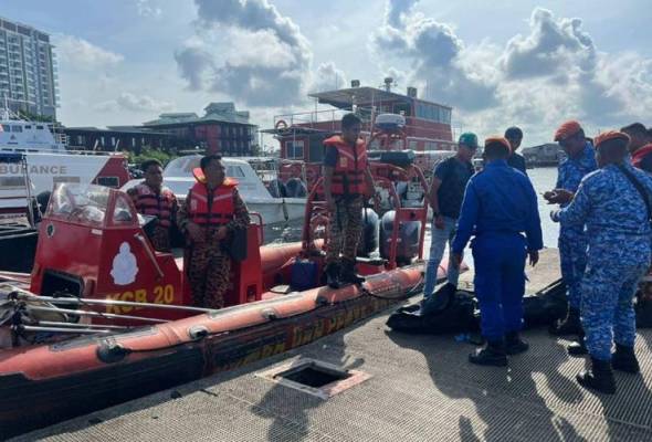 Nelayan maut berlanggar bot pelancong | Awani