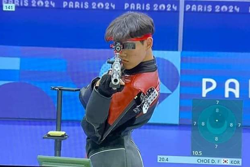 Choe Dae-han dari Korea Selatan mempamerkan gaya tersendiri. 