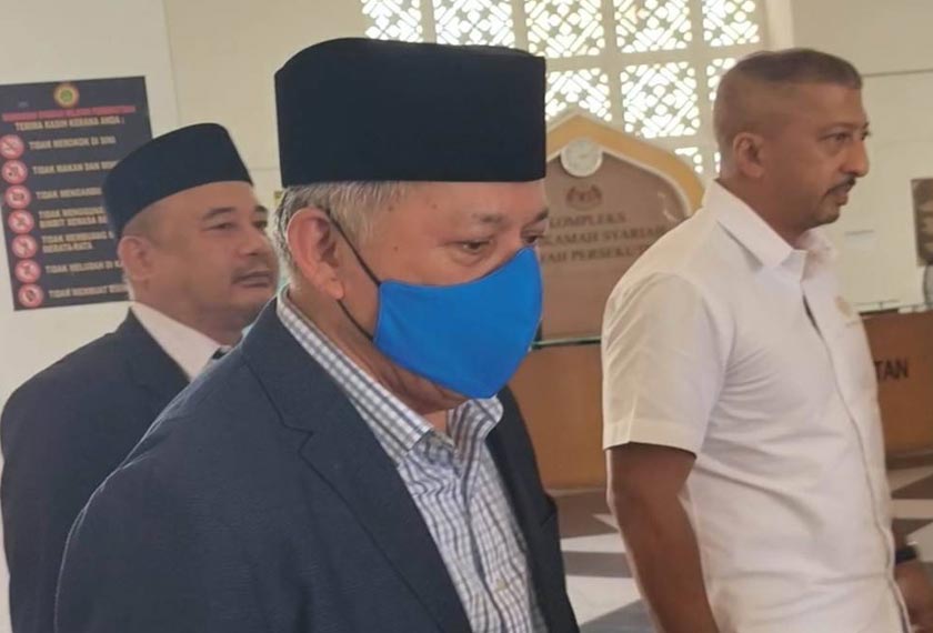 Mohd Bakri hadir ke Mahkamah Rendah Syariah Wilayah Persekutuan Kuala Lumpur bagi prosiding pengesahahan perkahwinan pada Rabu. - Foto Sinar Harian