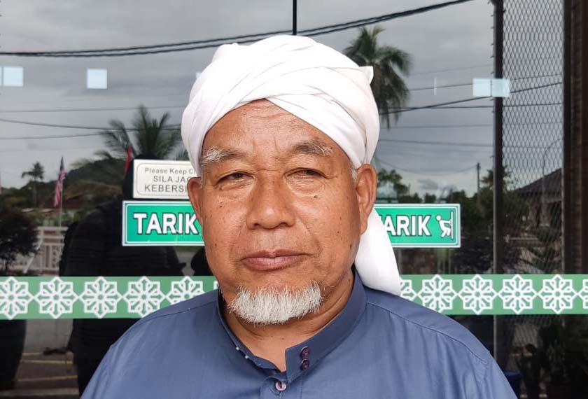 Mohd Fauzi berkata suspek yang memakai kain pelikat dan baju itu kemudiannya diberkas polis. - Foto Astro AWANI