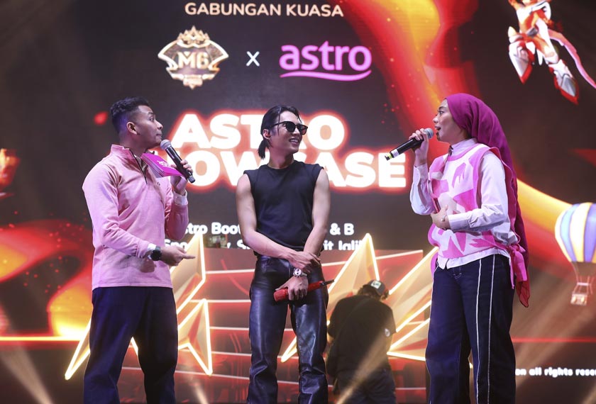 Keanu Azman, Hael Husaini, dan Muna Bella antara personaliti dan selebriti yang memeriahkan pentas utama Karnival M6 di perkarangan Stadium Nasional Bukit Jalil.