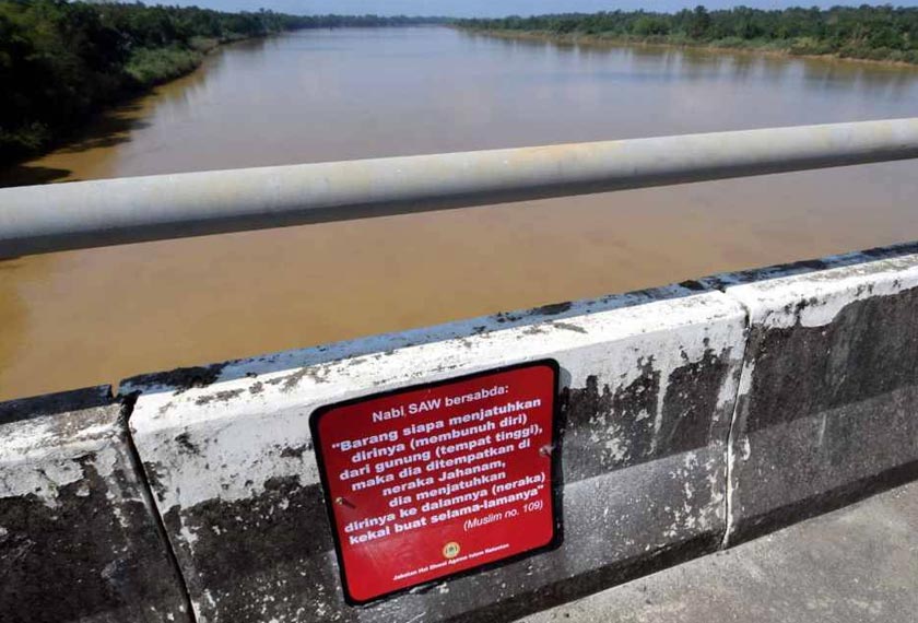 sebanyak 17 kes terjun jambatan direkodkan di Kelantan dalam tempoh empat tahun bermula 2021 dan 16 kes daripadanya ditemukan lemas. - Foto Sinar Harian