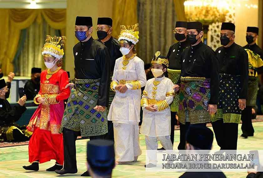 Istiadat menghantar tanda dan tanda pertunangan
