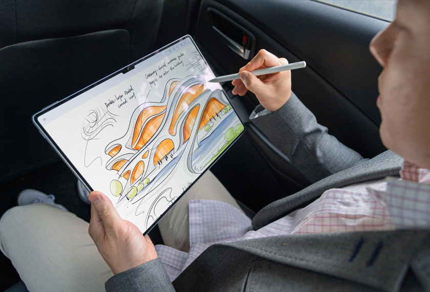 Ia merupakan salah sebuah tablet teringan dan ternipis di industri.