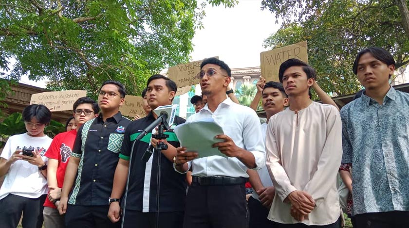 Menurut Mahasiswa Demokratik Malaysia, Muhammad Fakrurrazzi Khairur Rijal, pihak berkuasa mesti mendedahkan keadaan sebenar masalah air di Sabah kepada masyarakat.