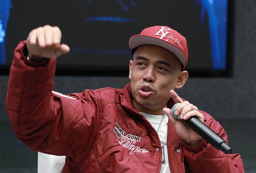 Joe Flizzow menyatakan perasaannya pada sidang media mengenai filem dokumentari autobiografi bertajuk ‘This is Johan’. --fotoBERNAMA