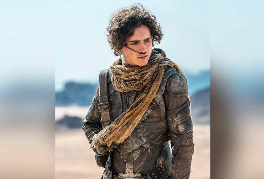 Timothee Chalamet tampil cemerlang sebagai Paul Atreides.