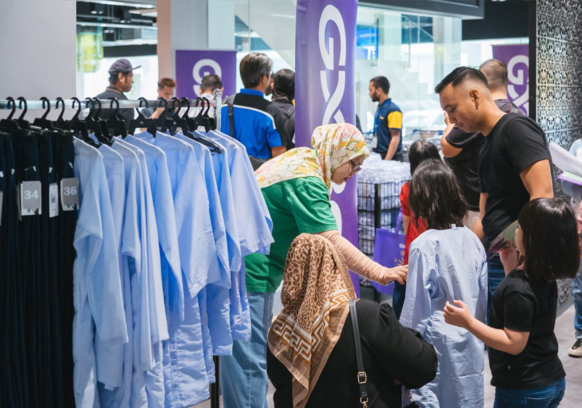 GXBank dengan kerjasama GoBarakah menyediakan e-baucar kepada penerima manfaat yang berdaftar melalui platform tersebut yang boleh digunakan untuk membeli keperluan sekolah sepanjang tahun di vendor-vendor terpilih di seluruh negara.