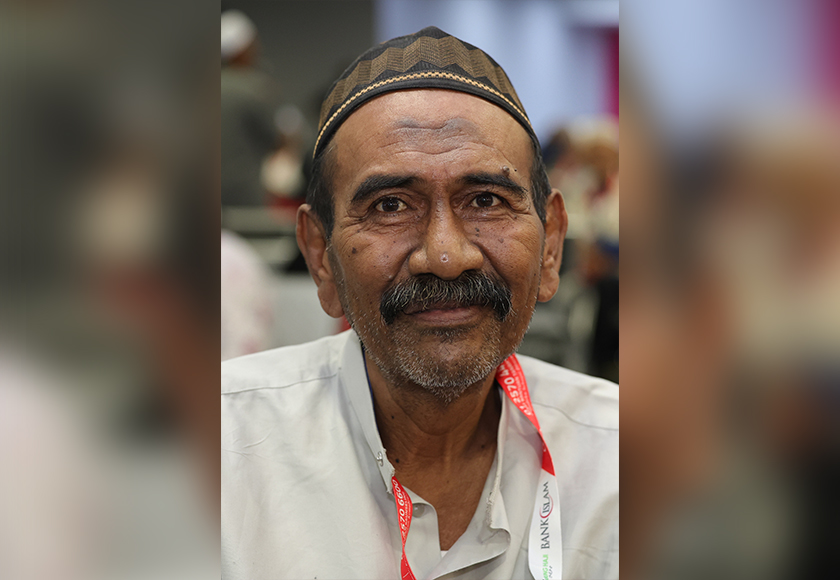 Azmi ditemui pemberita pada Majlis Meraikan Jemaah Haji Rombongan Kerajaan Johor di Lapangan Terbang Antarabangsa Senai, Kulai, 22 Mei 2024. --fotoBERNAMA