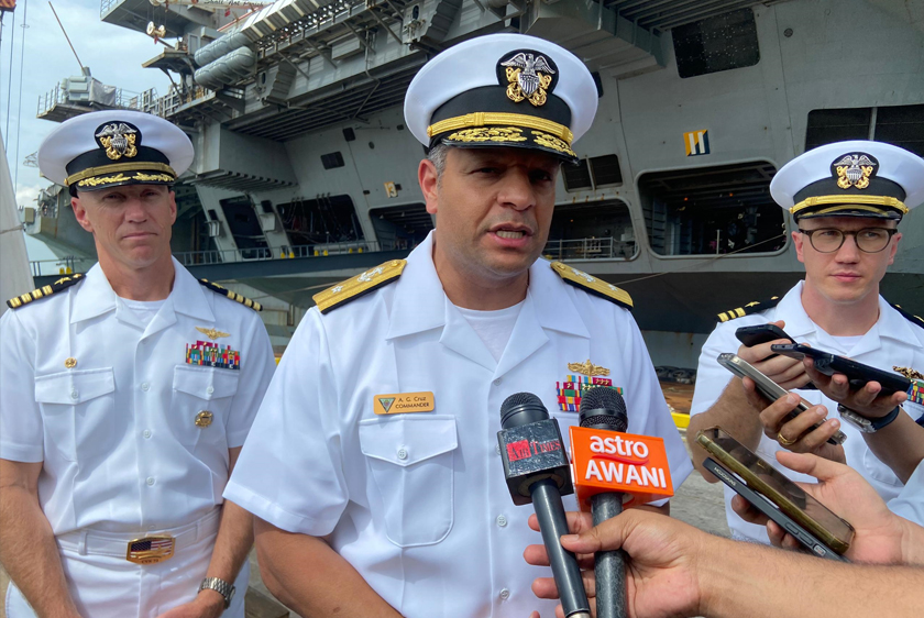 Cruz berkata, kehadiran kapal dan tentera Amerika Syarikat ke Malaysia menandakan kesinambungan hubungan erat antara kedua-dua negara. - Foto Astro AWANI