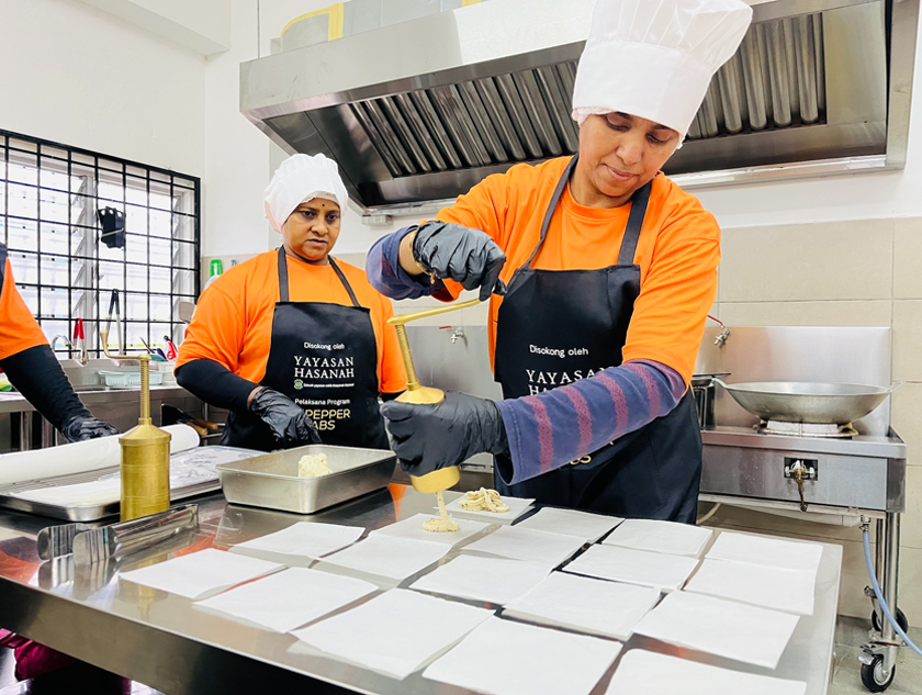 Usahawan akan menerima pensijilan ‘micro-credential’ daripada UNITAR dalam bidang teknologi dapur digital, yang pertama seumpamanya di Malaysia dan memberi pengiktirafan rasmi kepada usahawan mikro wanita.