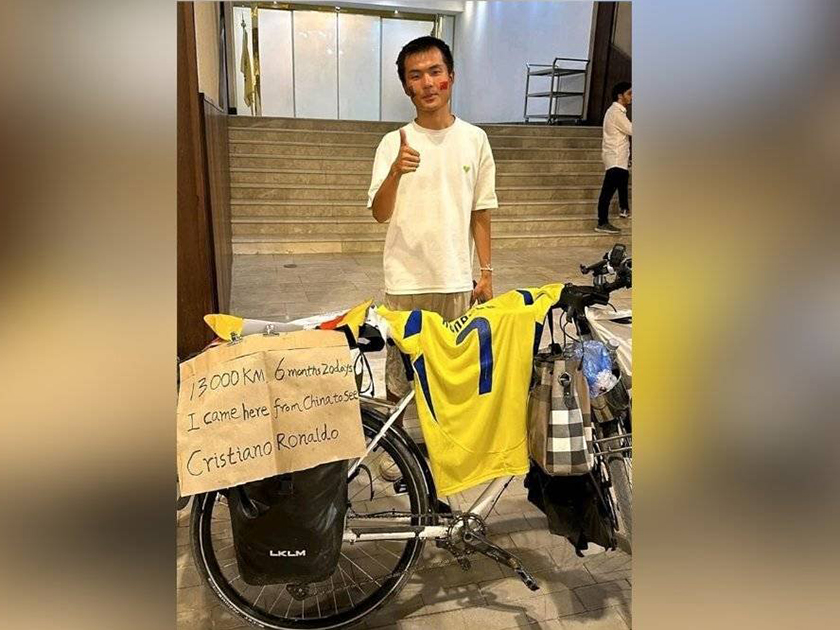 Gong hanya menunggang basikal untuk berjumpa Ronaldo di Arab Saudi. - Foto Agensi