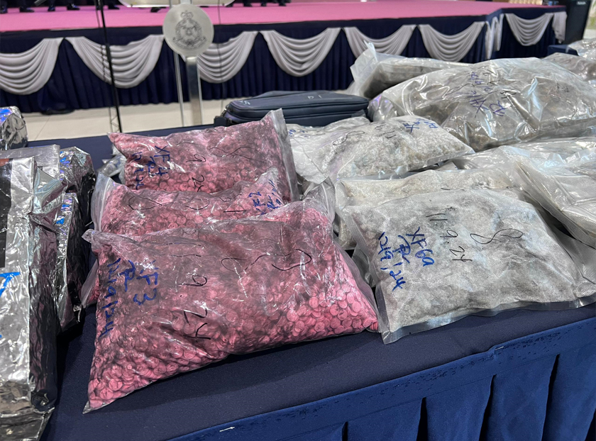  Foto Noor Fahmey Md Azhar