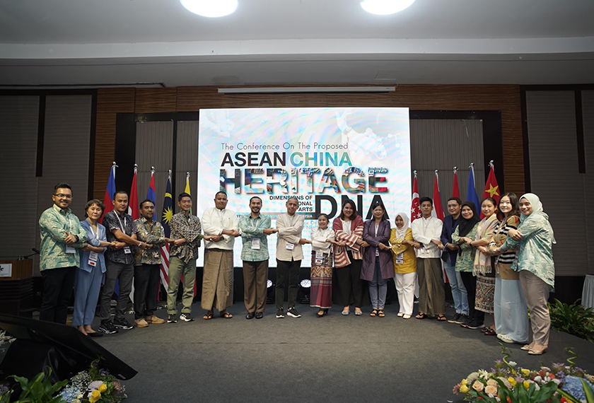 Acara ini menghimpunkan delegasi dari lapan negara ASEAN serta China yang berdiri atas matlamat menjunjung warisan dan budaya di rantau Asia. -Gambar SCS